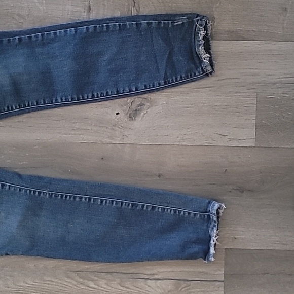 PAIGE Denim Jeans Size 26 Verdugo Ankle Distressed Hem - Picture 2 of 6